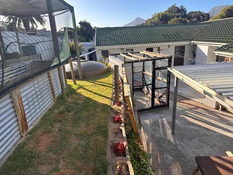 4 Bedroom Property for Sale in Fish Hoek Western Cape